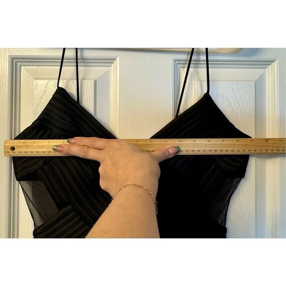 NWOT Gorgeous JS Collections Weave Front Sheer Black Evening Midi Gown Size 8US - Picture 8 of 10